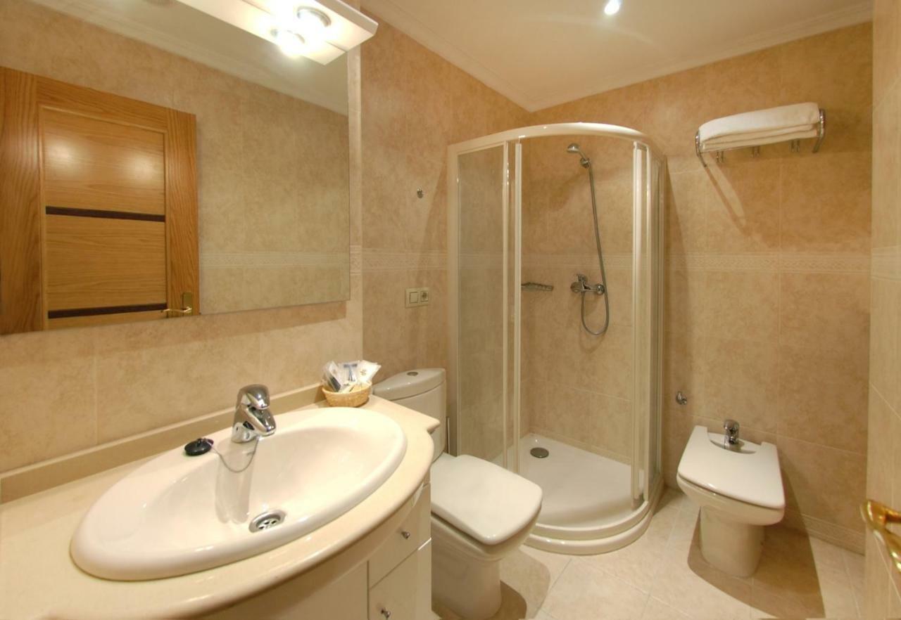 Apartamentos Mediterraneo Real 2 Fuengirola Kültér fotó